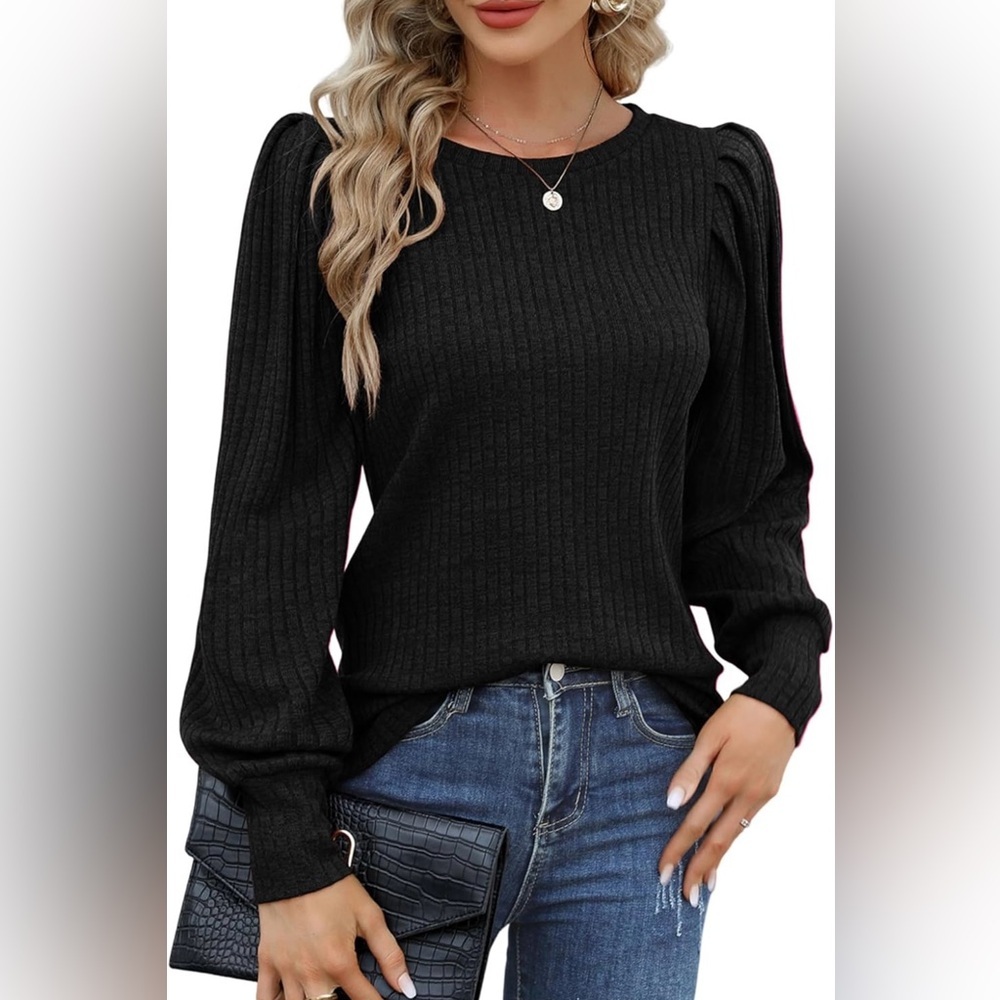 NWT / Hotouch / Black Ribbed Knit Sweater